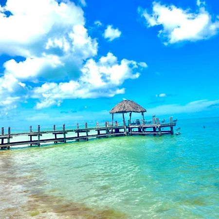 Two Bedroom Beachfront Villa เซเลสตุน ภายนอก รูปภาพ