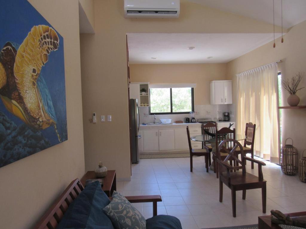 Two Bedroom Beachfront Villa เซเลสตุน ภายนอก รูปภาพ