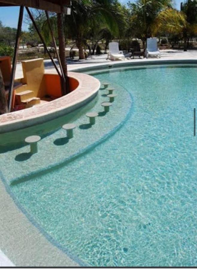 Two Bedroom Beachfront Villa เซเลสตุน ภายนอก รูปภาพ
